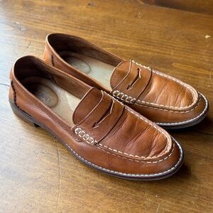 Sperry Seaport Leather Penny Loafers Sz 7